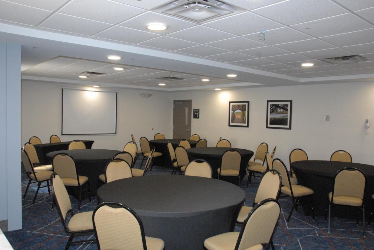 Candlewood Suites Tallahassee By Ihg Esterno foto