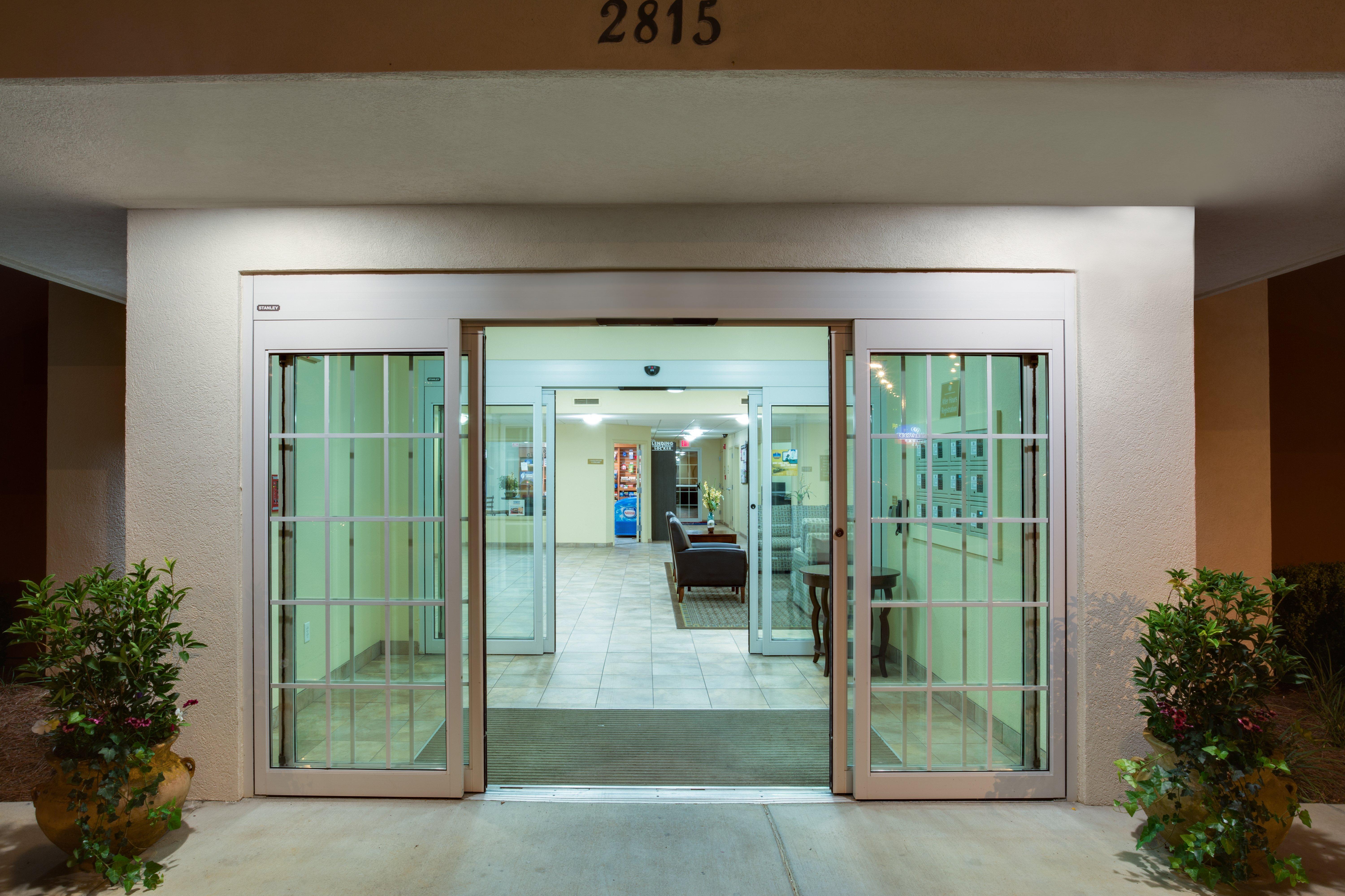 Candlewood Suites Tallahassee By Ihg Esterno foto